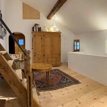 Tatil Evi Chesa Delfins By Interhome